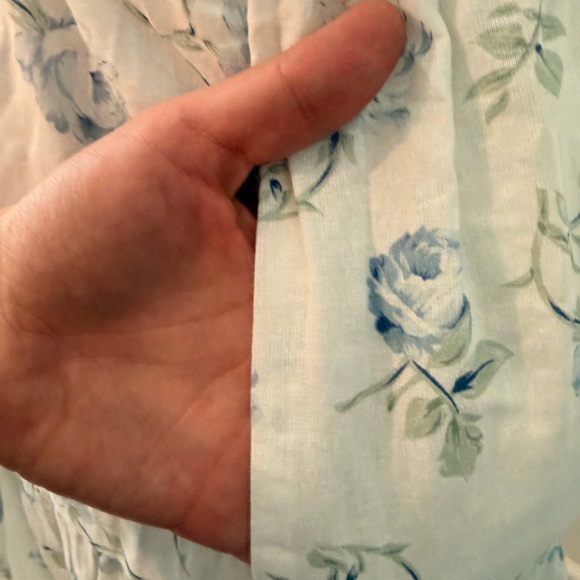 Women's White Floral V-Neck Tiered Maxi Dress #130 - Picture 3 of 10